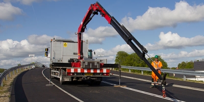 Abschleppwagen Ladekran Fahrzeugbergung