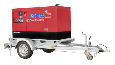 Endress Trailer-Generator/Dieselgenerator im schallgedämmten Gehäuse – auf Einachs-Anhänger mit Deichsel und Stützrad; ideal für Baustelle, Events und Notstromversorgung.