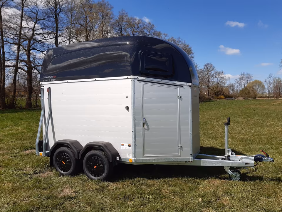 Pferdeanhänger Preise