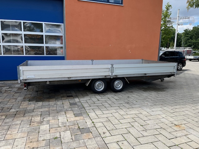 Hochlader Kastenanhänger offen