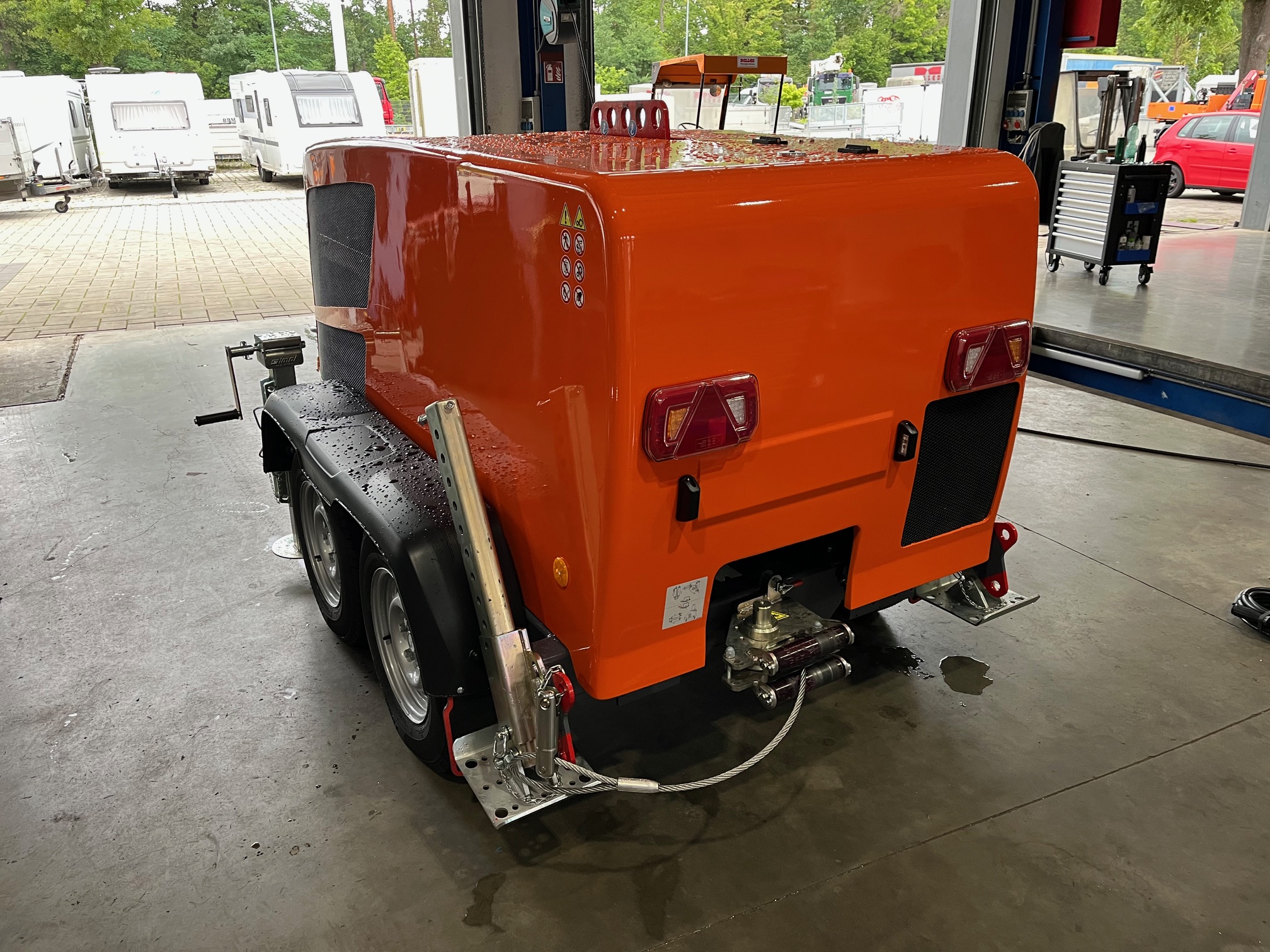 Aggregat-Anhänger Dauerbetrieb